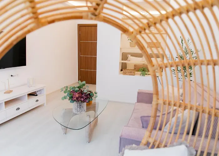 The Harmony Nest Coresi - Free Parking Apartament Braszów